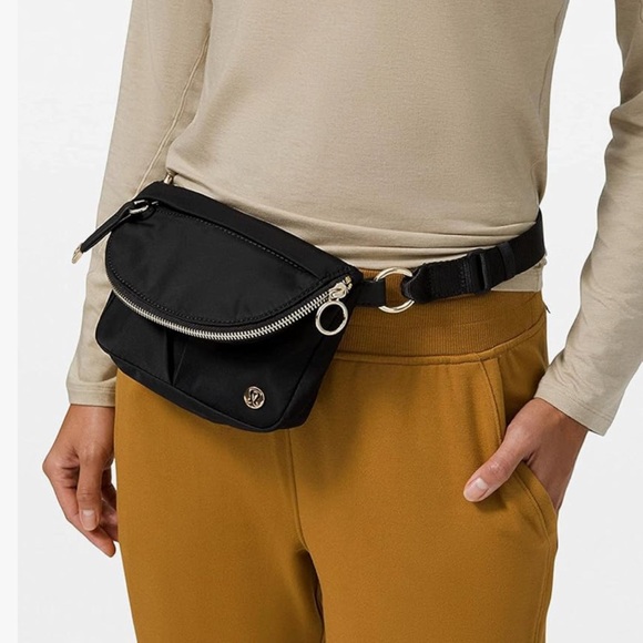 lululemon athletica Black All Night Festival Crossbody Bag - Picture 2 of 11